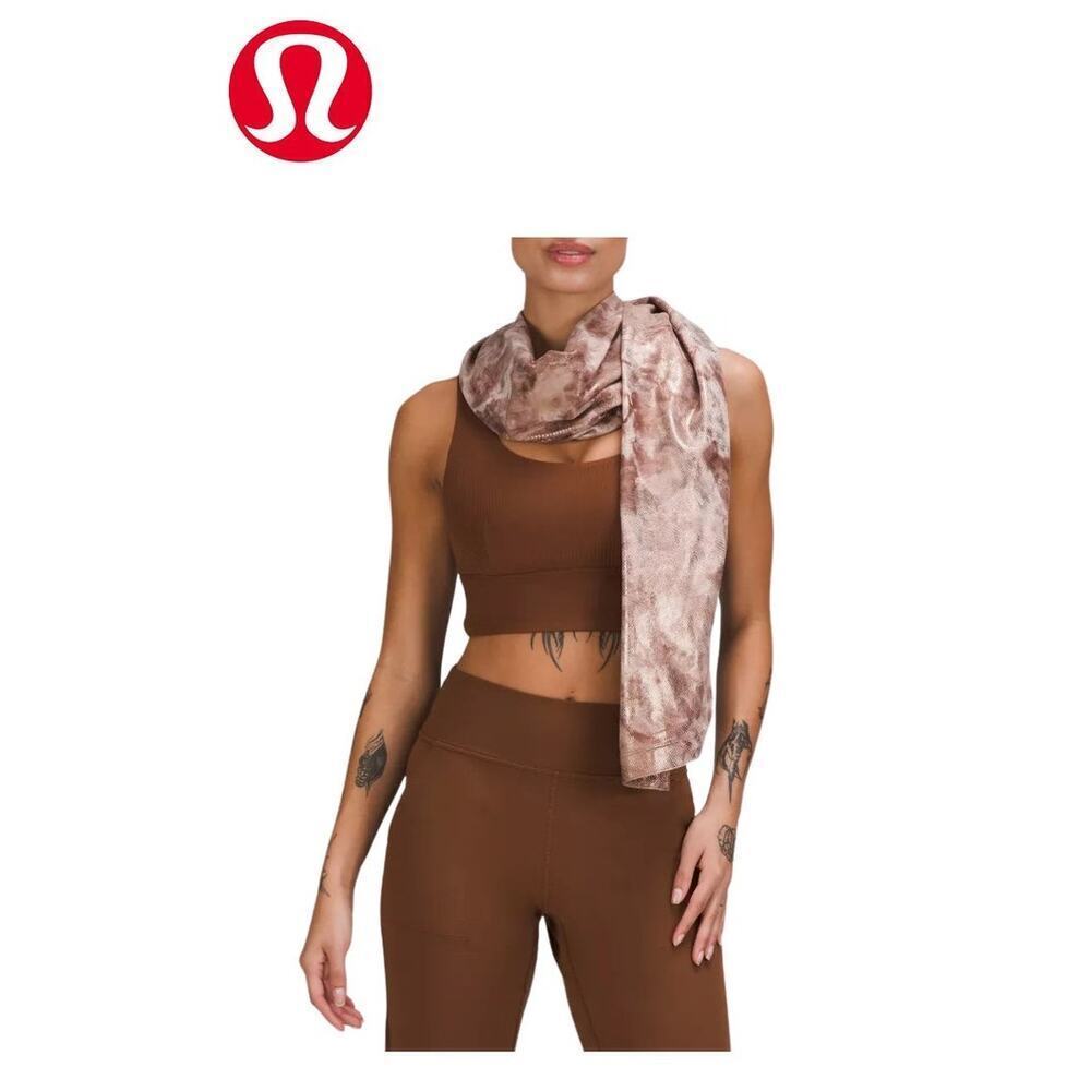 Lululemon Women's Customizable Snap Scarf - Shine Rose Gold - Picture 2 of 16